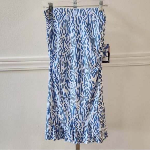 Diane Von Furstenberg Blue And White Zebra Print Midi Skirt size Medium - Picture 11 of 11